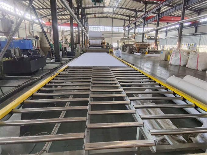 高分子排水异形片生产设备流水线